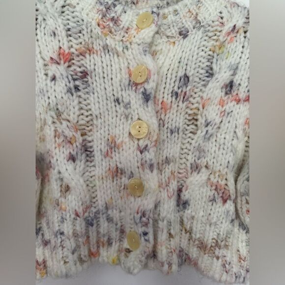Urban Outfitters Cream Chunky Knit Cardigan Sweater Small - Picture 5 of 9